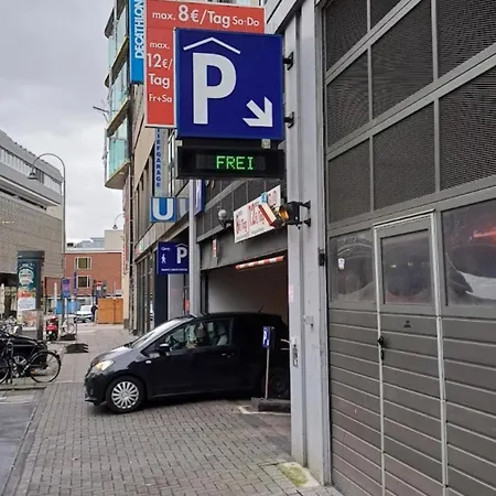 Zentrales Naehe Dom 5 Haltestellen Bis Koelnmesse Apartamento Colónia