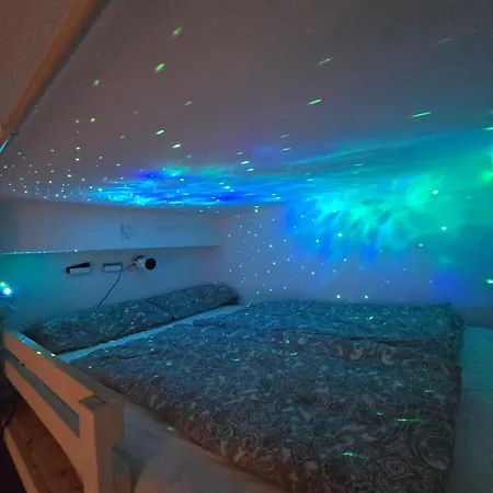 Zentrales Naehe Dom 5 Haltestellen Bis Koelnmesse Apartamento Colónia