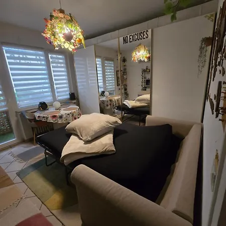 Zentrales Naehe Dom 5 Haltestellen Bis Koelnmesse Appartement