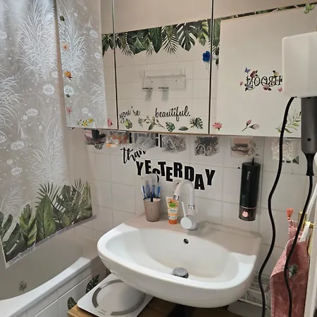 Zentrales Naehe Dom 5 Haltestellen Bis Koelnmesse * Kolonia