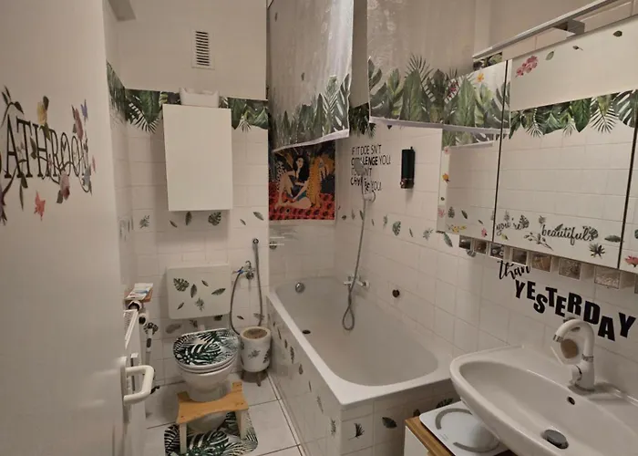 Zentrales Naehe Dom 5 Haltestellen Bis Koelnmesse Appartement