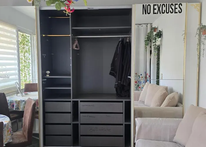 Zentrales Naehe Dom 5 Haltestellen Bis Koelnmesse Appartement