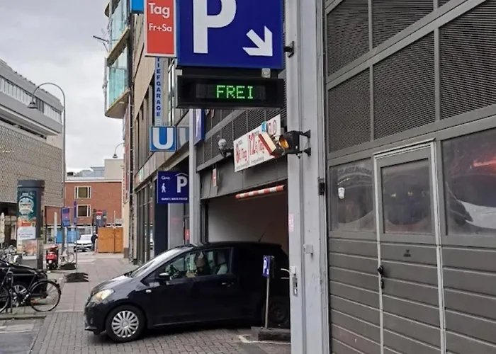 Zentrales Naehe Dom 5 Haltestellen Bis Koelnmesse Appartement Cologne